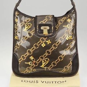 💯 AUTHENTIC LOUIS VUITTON
Limited Edition Charms Musette Bag